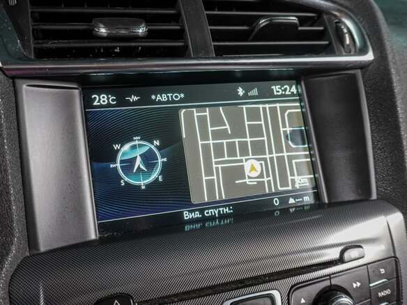 2015 Citroen C4 II, коричневый - вид 11