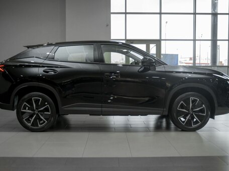 2026 Omoda C5 II, чёрный, 2823855 рублей, вид 4