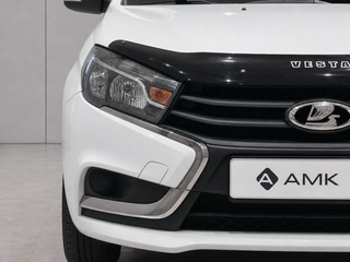 2021 Lada (ВАЗ) Vesta SW I, белый, 745700 рублей, вид 4