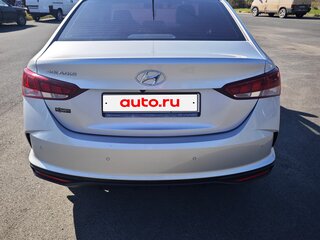 2020 Hyundai Solaris II Рестайлинг, серебристый, 1850000 рублей, вид 4