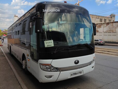 2012 Yutong ZK6121HQ, белый, 2800000 рублей, вид 4