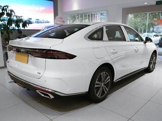 2026 Geely Emgrand III, белый, 1843000 рублей, вид 2