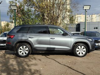2022 Skoda Kodiaq I Рестайлинг, серый, 2369000 рублей, вид 4