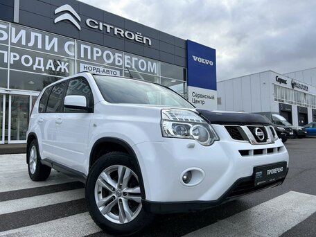 2011 Nissan X-Trail II Рестайлинг, белый, 1425000 рублей, вид 1