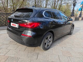 2021 BMW 1 серии 116d III (F40), чёрный, 2199000 рублей, вид 2
