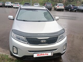 2017 Kia Sorento II Рестайлинг, серебристый, 1800000 рублей, вид 1