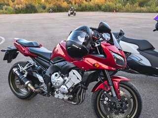 2010 Yamaha FZ1, красный, 640000 рублей, вид 3
