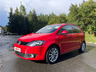 2011 Volkswagen Golf Plus II, красный, 1399000 рублей, вид 1