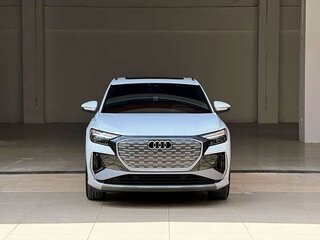 2024 Audi Q4 e-tron 45 I, белый, 3930000 рублей, вид 2