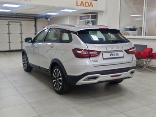 2026 Lada (ВАЗ) Vesta SW Cross I Рестайлинг (NG), серебристый, 2118000 рублей, вид 5
