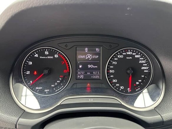 2022 Audi Q2 L 35 TFSI I Рестайлинг, красный, 1840000 рублей - вид 9