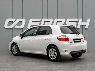 2011 Toyota Auris I Рестайлинг, белый, 1090000 рублей, вид 2