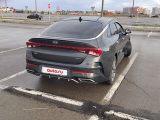 2020 Kia K5 III, серый, 2650000 рублей, вид 4