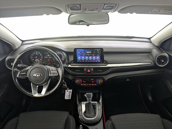 2020 Kia Cerato IV, серебристый, 1875000 рублей - вид 13