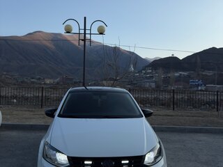 2019 Volkswagen Polo V Рестайлинг, белый, 1380000 рублей, вид 3