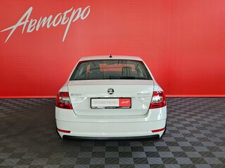 2020 Skoda Octavia III (A7) Рестайлинг, белый, 1535000 рублей, вид 4