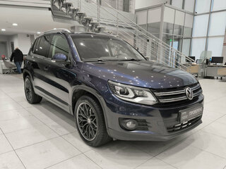 2016 Volkswagen Tiguan I Рестайлинг, синий, 1749000 рублей, вид 3