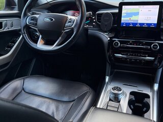 2022 Ford Explorer VI, белый, 3900000 рублей, вид 5