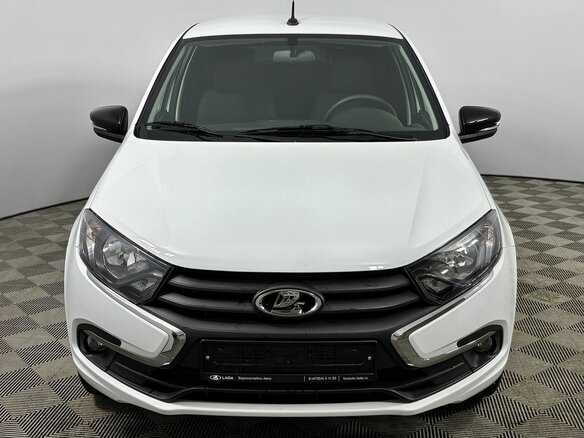 2026 Lada (ВАЗ) Granta I Рестайлинг, белый, 1319000 рублей - вид 1