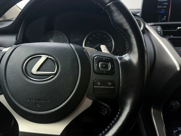 2021 Lexus NX 200 I Рестайлинг, чёрный, 4000000 рублей - вид 12