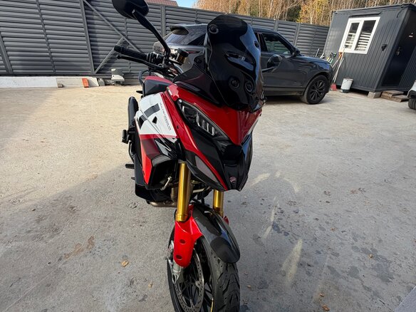 2022 Ducati Multistrada V4, красный, 1500000 рублей