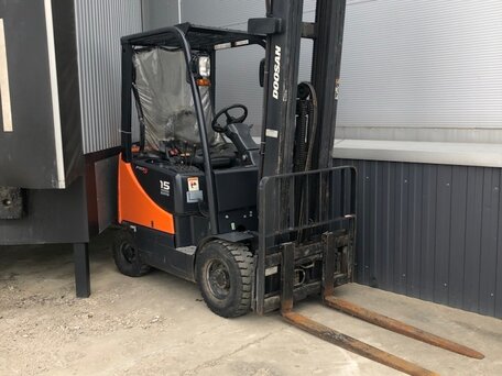 2019 Doosan G15, оранжевый, 700000 рублей, вид 1