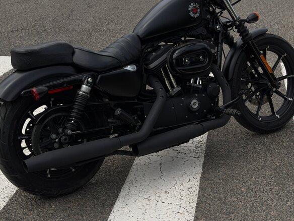 2019 Harley-Davidson Sportster 883, чёрный, 635000 рублей - вид 4