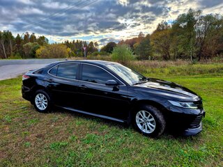 2018 Toyota Camry VIII (XV70), чёрный, 2250000 рублей, вид 2