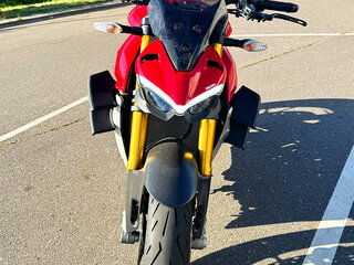 2020 Ducati Streetfighter V4, красный, 2150000 рублей, вид 2