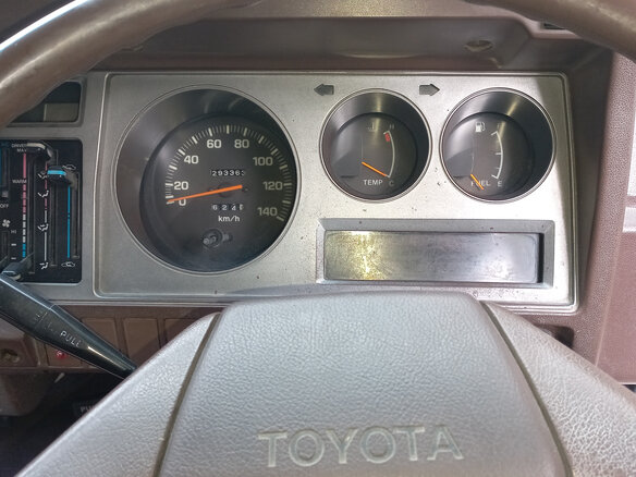 1991 Toyota Dyna, серый, 1100000 рублей - вид 18