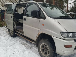 1998 Mitsubishi Space Gear I Рестайлинг, серебристый, 1100000 рублей, вид 3