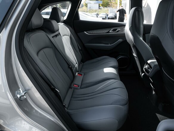 2026 Geely Galaxy M7, серый, 3832500 рублей - вид 6