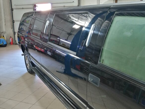 1997 GMC Suburban, чёрный, 6000000 рублей - вид 32