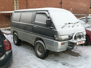 1992 Mitsubishi Delica III, серый, 500000 рублей, вид 2