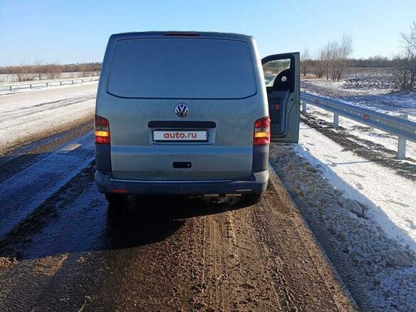 2008 Volkswagen Transporter, серый, 800000 рублей - вид 6