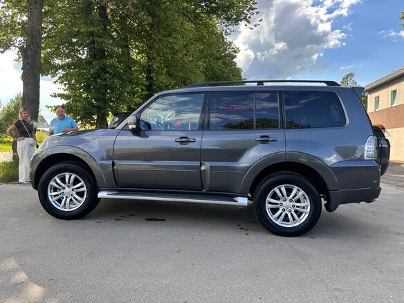 2017 Mitsubishi Pajero IV Рестайлинг 2, серый, 3200000 рублей - вид 7