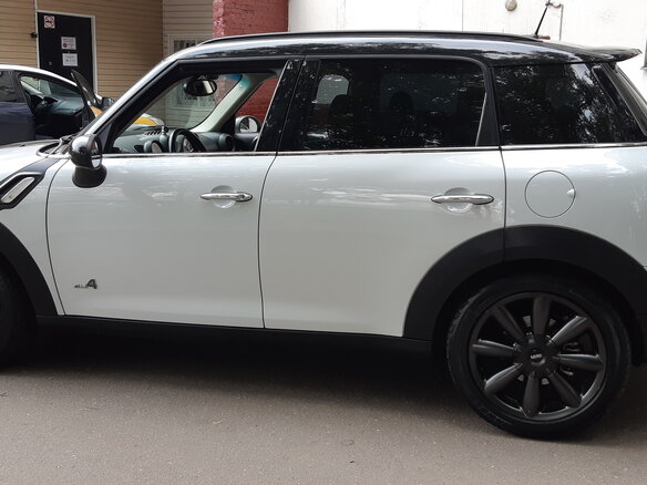2010 Mini Countryman Cooper S I, белый - вид 4