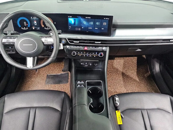 2024 Hyundai Sonata VIII (DN8) Рестайлинг, серебристый, 2210000 рублей - вид 6