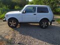 2017 Lada (ВАЗ) 2121 (4x4) I Рестайлинг, белый, 550000 рублей - вид 2