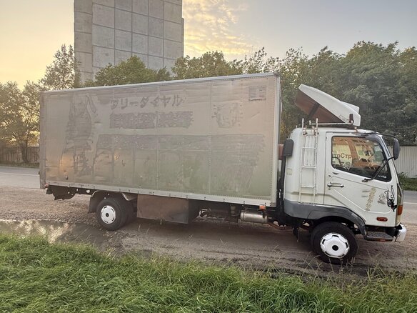 1990 Fuso (Mitsubishi) Fighter, белый, 1750000 рублей - вид 11