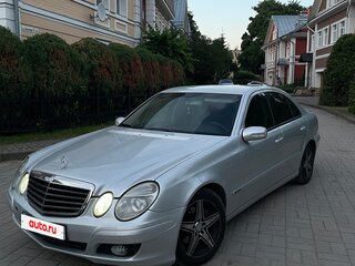 2004 Mercedes-Benz E-Класс 200 III (W211, S211), серебристый, 520000 рублей, вид 5