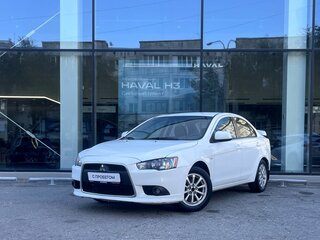 2013 Mitsubishi Lancer X Рестайлинг, белый, 813000 рублей, вид 1