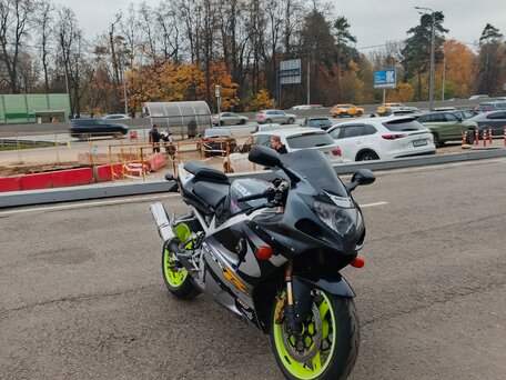 2003 Suzuki GSX-R 1000, чёрный, 440000 рублей, вид 1