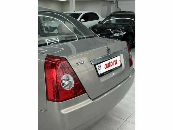 2010 Vortex Estina I, бежевый, 399000 рублей - вид 10
