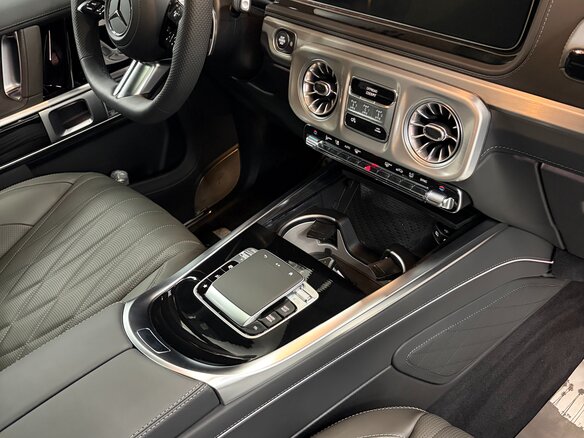 2026 Mercedes-Benz G-Класс 450 d III (W465) Рестайлинг, серый, 23900000 рублей - вид 5