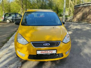 2013 Ford Galaxy II Рестайлинг, жёлтый, 1050000 рублей, вид 4
