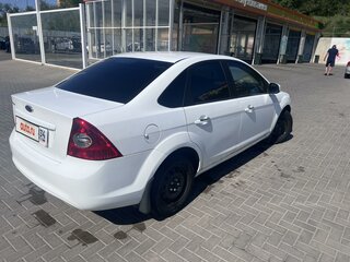 2011 Ford Focus II Рестайлинг, белый, 620000 рублей, вид 3