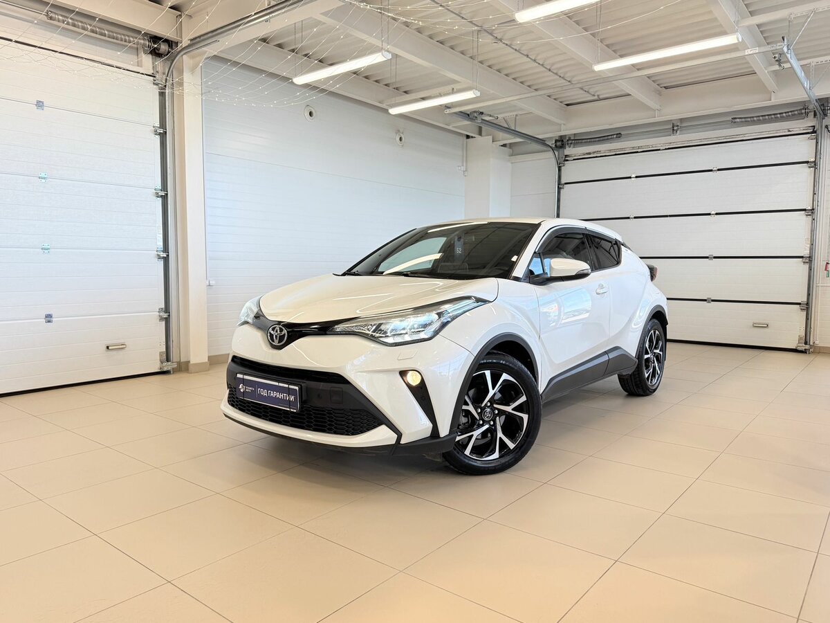 Открыть фотографии: Toyota C-HR I Рестайлинг