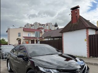 2021 Toyota Camry VIII (XV70), чёрный, 1570000 рублей, вид 3