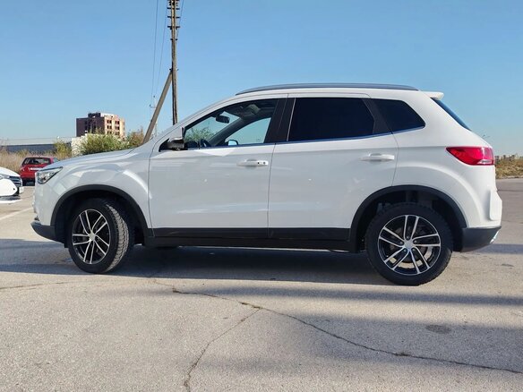 2019 FAW Besturn X40 I, белый, 1080000 рублей - вид 5
